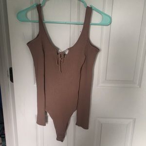 Cute Taupe Long-Sleeved Bodysuit